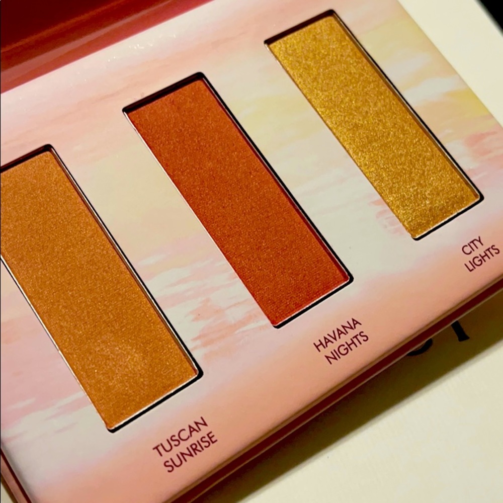 Wander Beauty Wanderess Dusk to Dawn Palette
